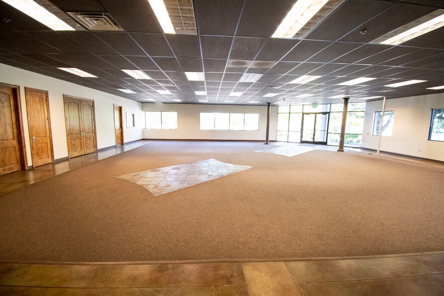 More Photos Of 650 Innovation Dr, Reno Warehouse For Lease