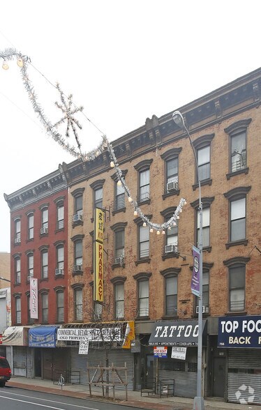 More Photos Of 753 Grand St, Brooklyn Apartments For Lease