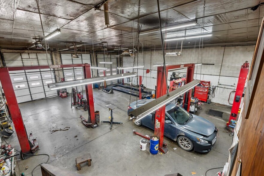 More Photos Of 2901 Randleman Rd, Greensboro Auto Repair For Sale