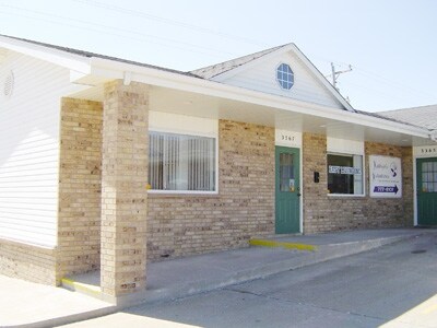 Primary Photo Of 3351-3367 Springfield Ave, Bolivar Serviced Offices For Lease