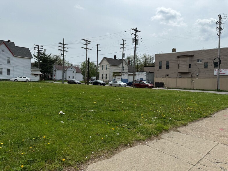 More Photos Of 3257 W 25th St, Cleveland Land For Lease