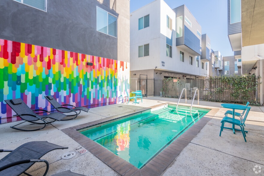 More Photos Of 1033 W 5th St, Chico Apartments For Sale