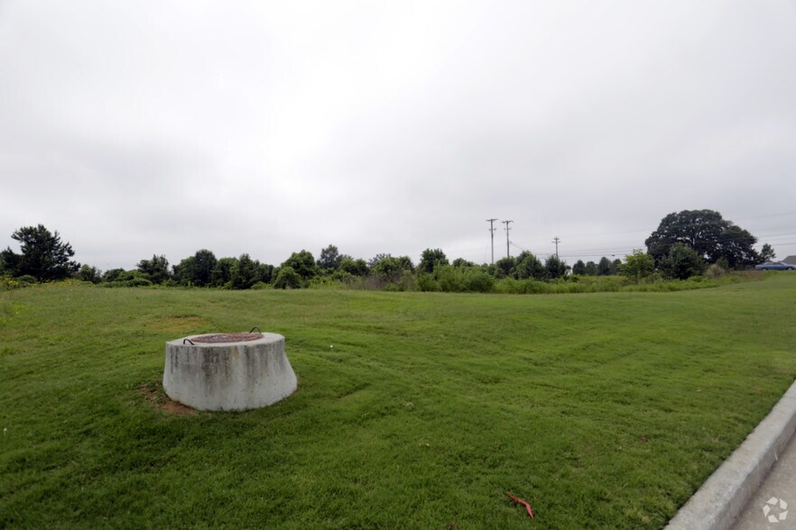 More Photos Of Hwy 81, Loganville Land For Sale