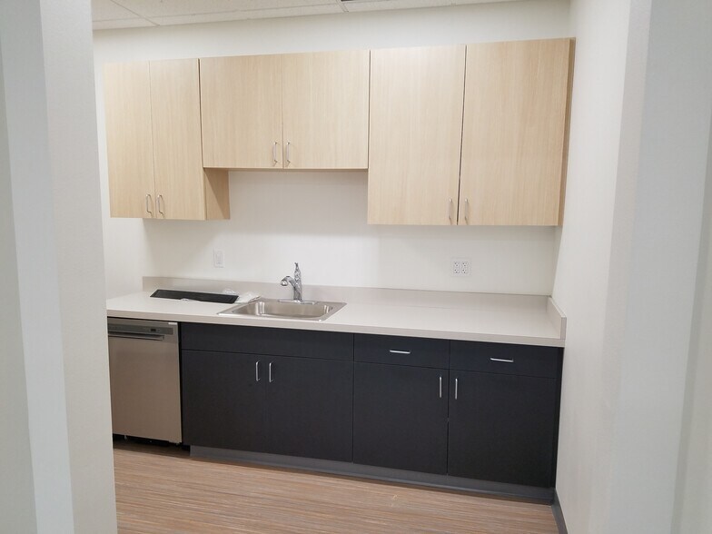 More Photos Of 1133 NW Wall St, Bend Apartments For Lease