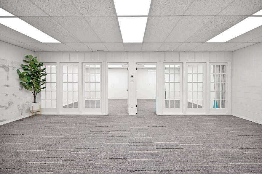 More Photos Of 504 Jose St, Santa Fe General Retail For Lease