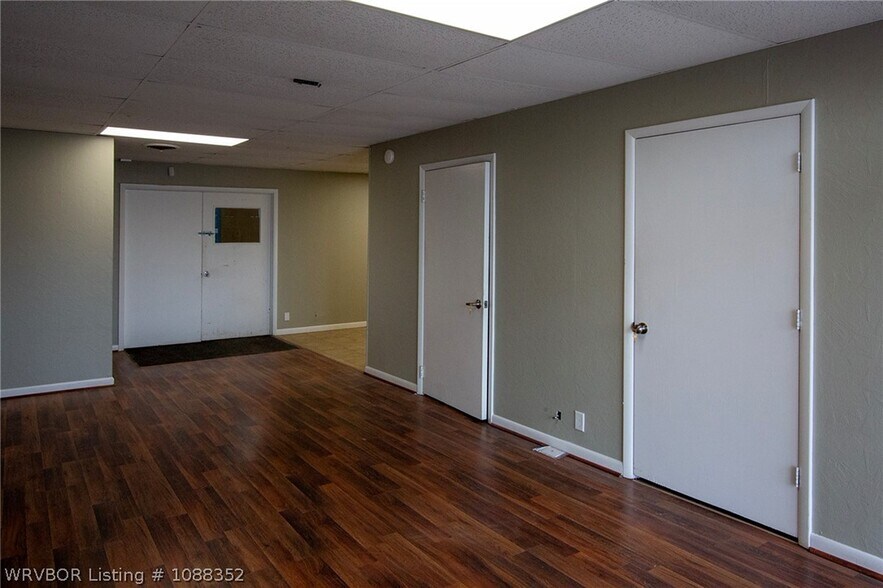 More Photos Of 4506 S 16th St, Fort Smith Warehouse For Sale