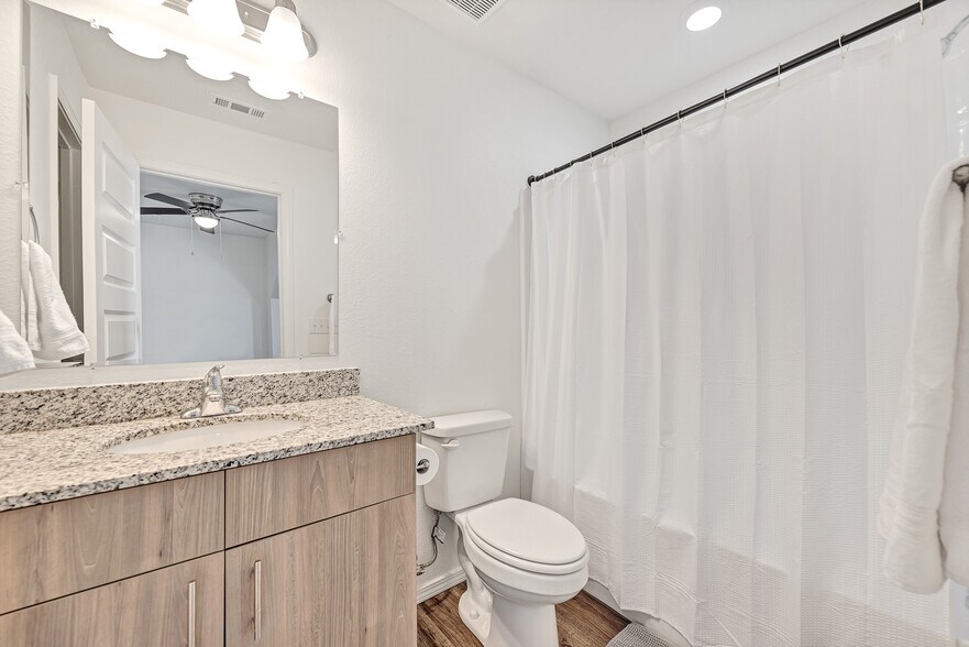 More Photos Of 1512 S Razorback Rd, Fayetteville Apartments For Sale