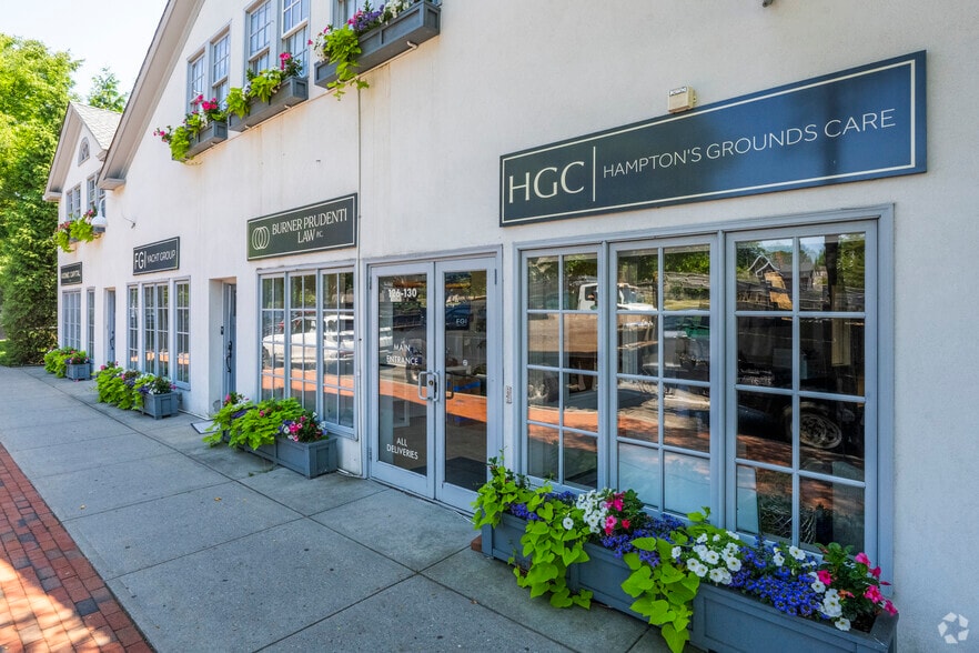 More Photos Of 126-130 N Main St, East Hampton Office Residential For Lease