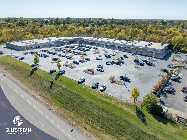 Primary Photo Of 9 Governors Sq, Shelbyville Unknown For Lease