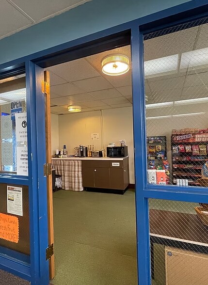 More Photos Of 243 S Main St, Albion Town Orleans Medical For Lease