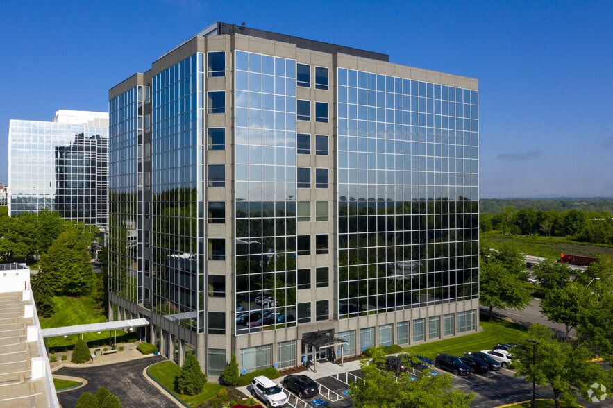 Primary Photo Of 903 E 104th St, Kansas City Office For Lease