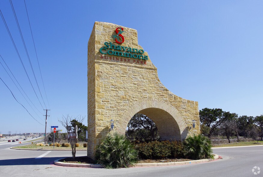 More Photos Of 16022 Via Shavano, San Antonio Office For Sale