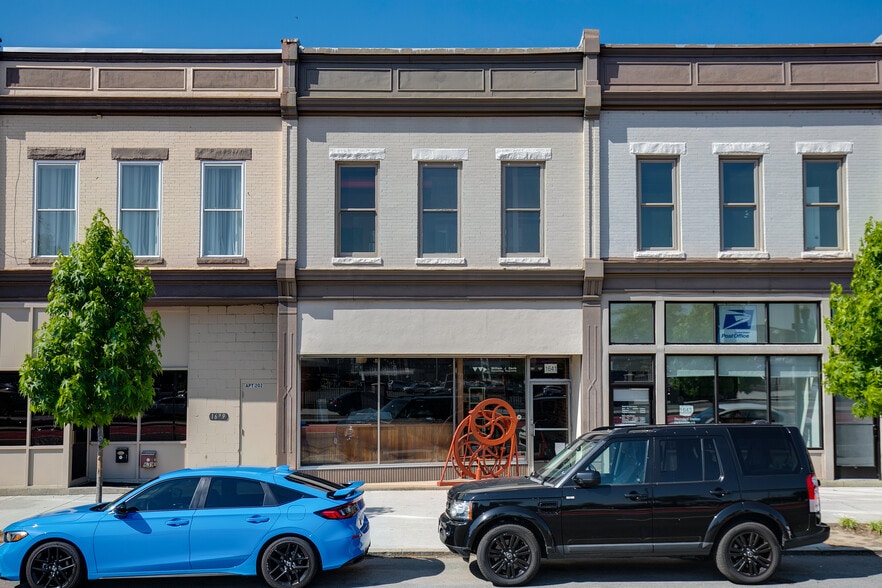 Primary Photo Of 1641 W Broad St, Richmond Office For Sale