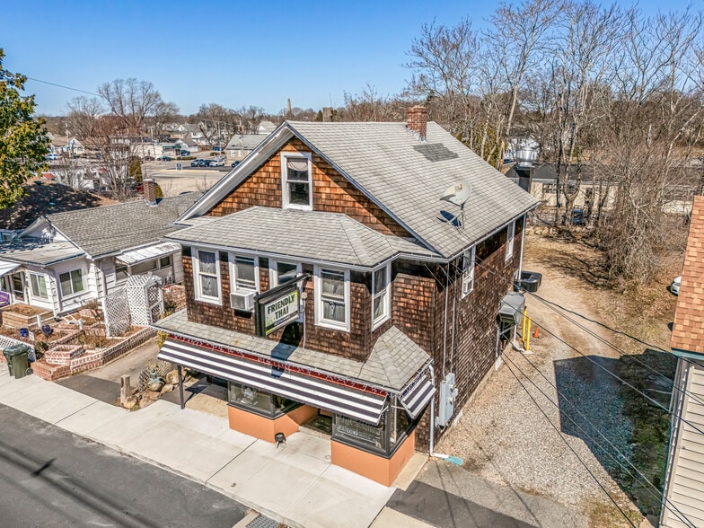 More Photos Of 108-110 Poquonnock Rd, Groton Freestanding For Sale