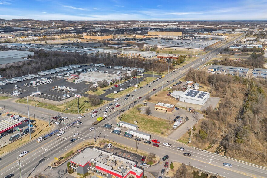 More Photos Of 493 Waldron Rd, La Vergne Restaurant For Lease