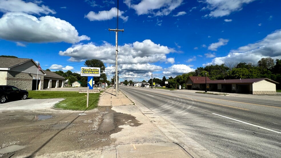 More Photos Of 506 W 7th St, Evart Carwash For Sale