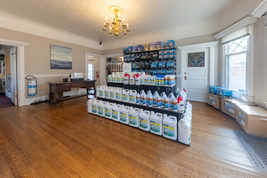 More Photos Of 418 Cheney St, Reno Office For Sale