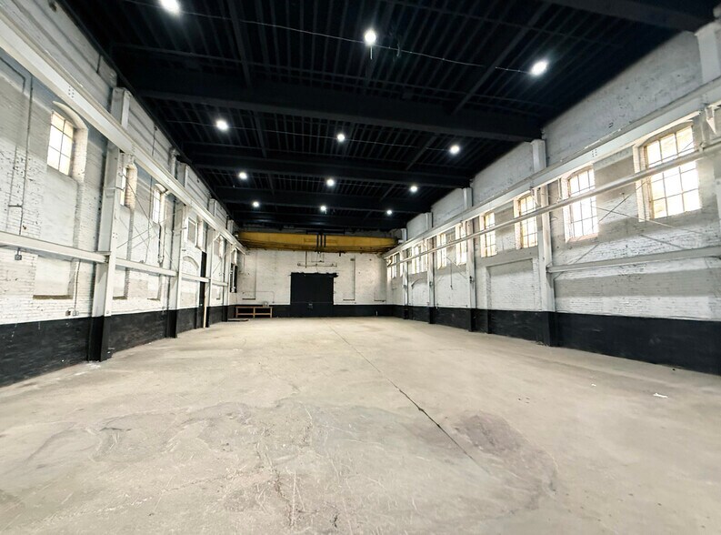 More Photos Of 1844-1846 W Sedgley Ave, Philadelphia Manufacturing For Lease