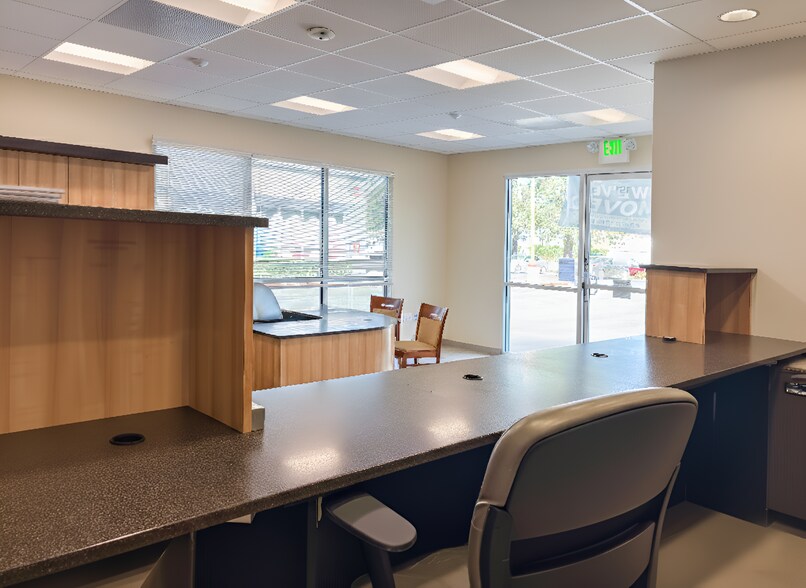 More Photos Of 151 Elmira Rd, Vacaville Freestanding For Sale