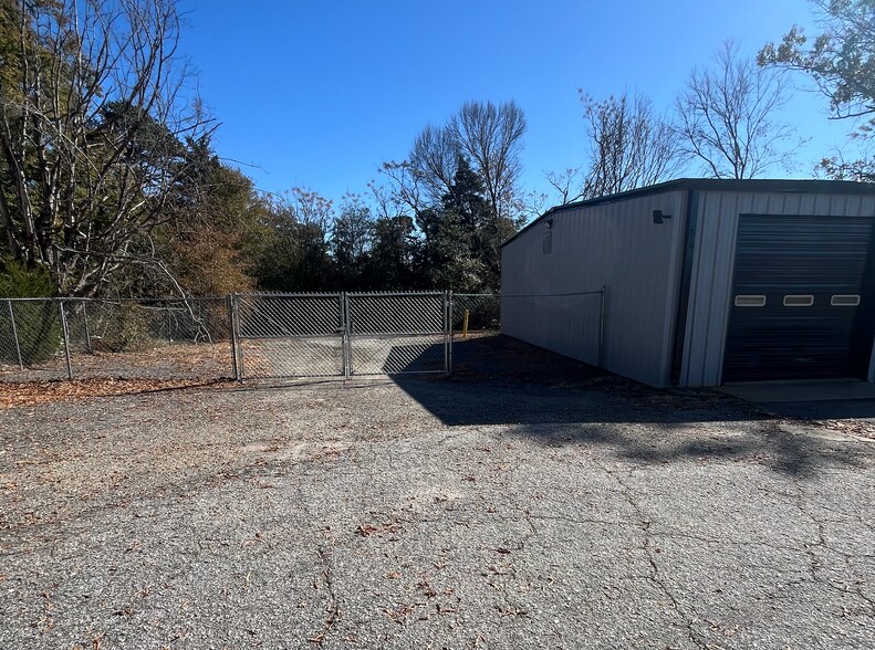 Primary Photo Of 1155 Rogers Bridge Rd, Duncan Industrial For Lease