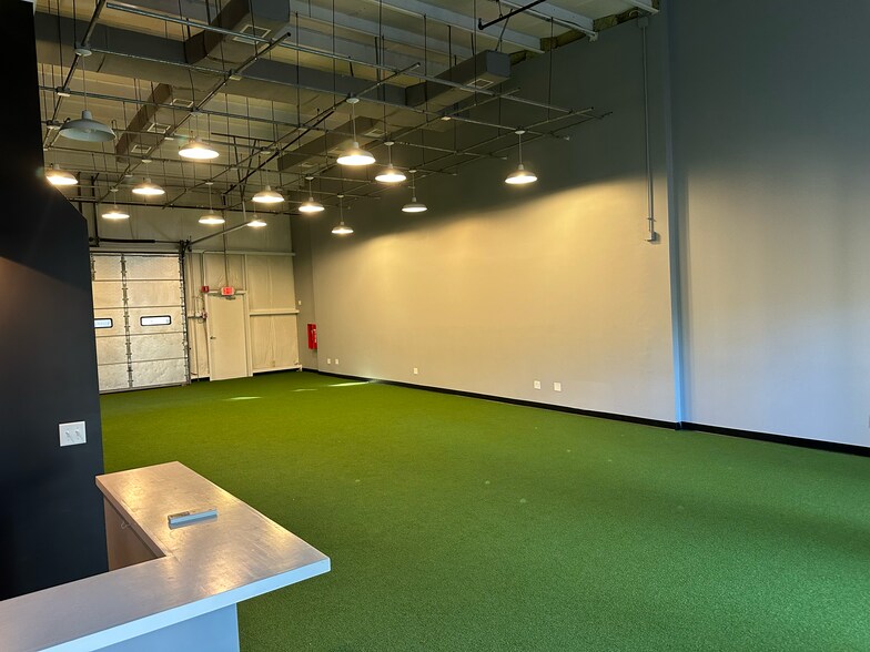 More Photos Of 310 Dillingham Ave, Falmouth Loft Creative Space For Lease