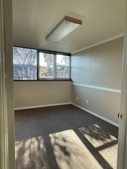 More Photos Of 330 N Main St, Kaysville Office For Lease