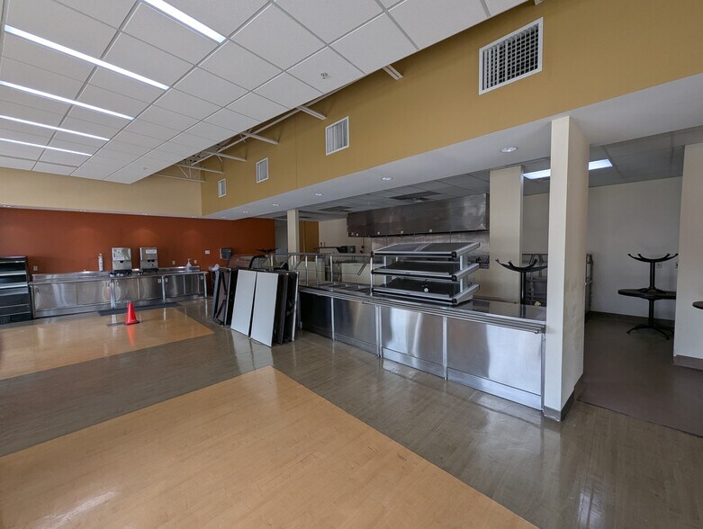 More Photos Of 100 S Main St, Pueblo Office For Lease