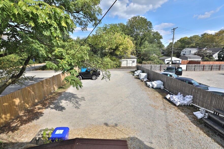 More Photos Of 4760-4764 N High St, Columbus Storefront Retail Residential For Sale