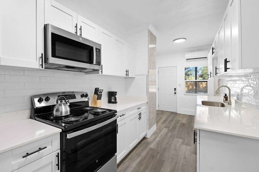 More Photos Of 806 E Chelsea St, Tampa Apartments For Sale