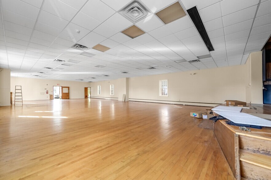 More Photos Of 36 Bergen St, Hackensack Loft Creative Space For Sale