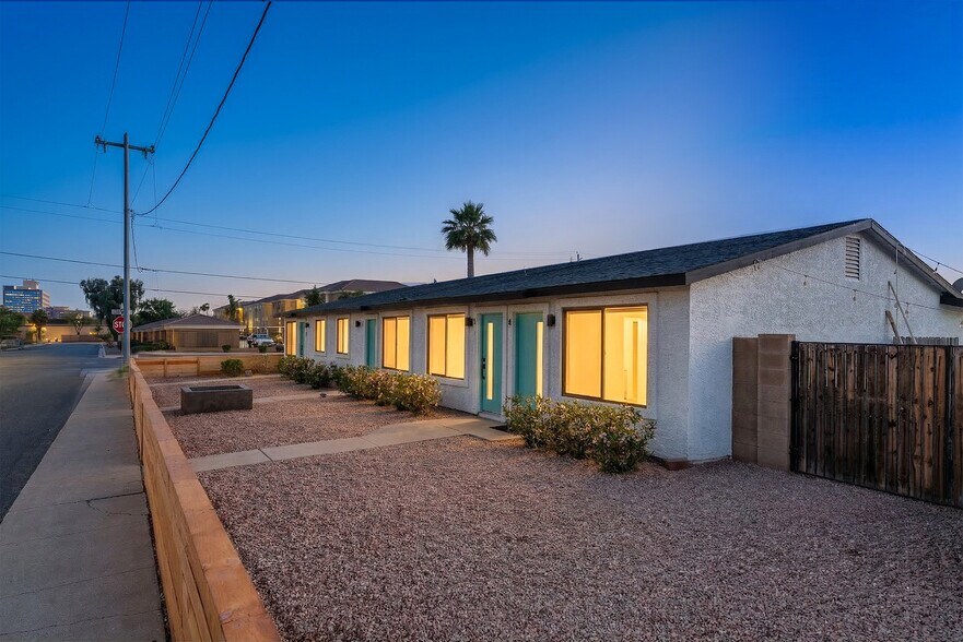 More Photos Of 2444 E Willetta St, Phoenix Apartments For Sale