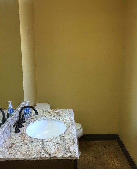 More Photos Of 920 E Main St, Mesa Office For Lease