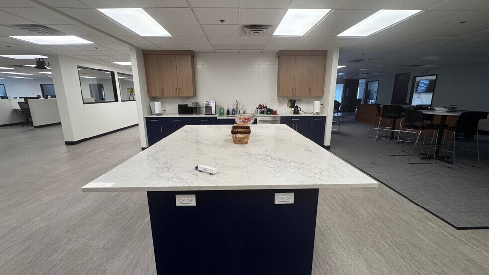 More Photos Of 1750 E Main St, St Charles Office For Sale