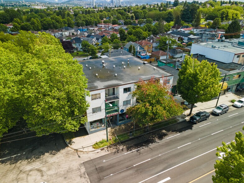 More Photos Of 4580 Sidney St, Vancouver Apartments For Sale