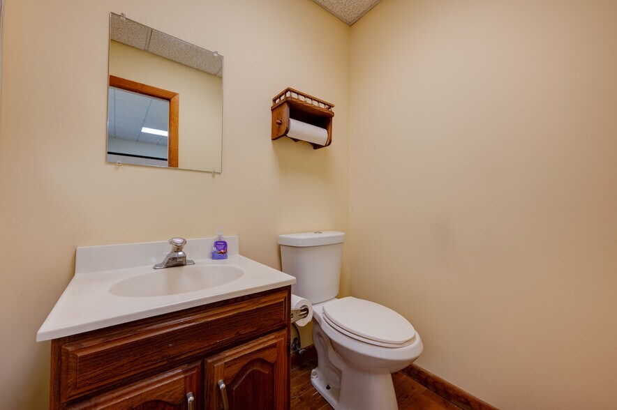 More Photos Of 72 W Stafford Rd, Stafford Springs Medical For Sale