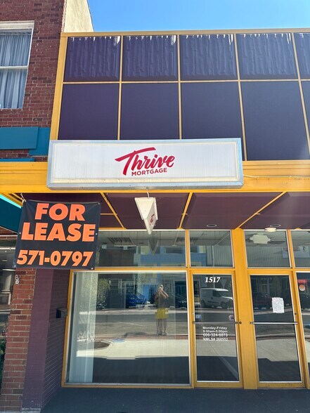 More Photos Of 1517 Winchester Ave, Ashland Storefront For Lease