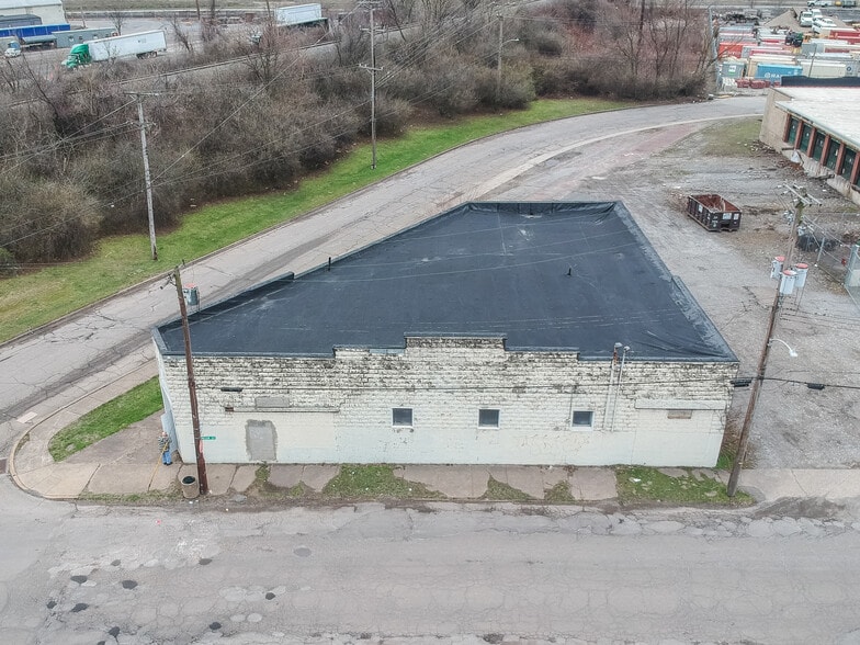 More Photos Of 97 Helen St, McKees Rocks Warehouse For Sale