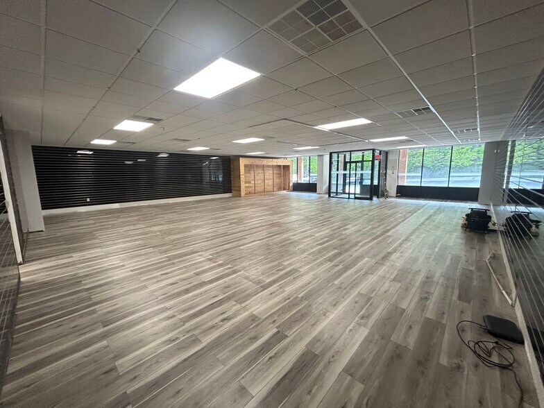 More Photos Of 4136 Library Rd, Pittsburgh Storefront For Lease