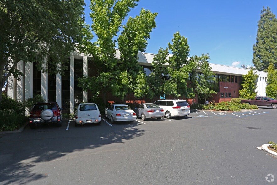More Photos Of 8110 Timberlake Way, Sacramento Medical For Lease