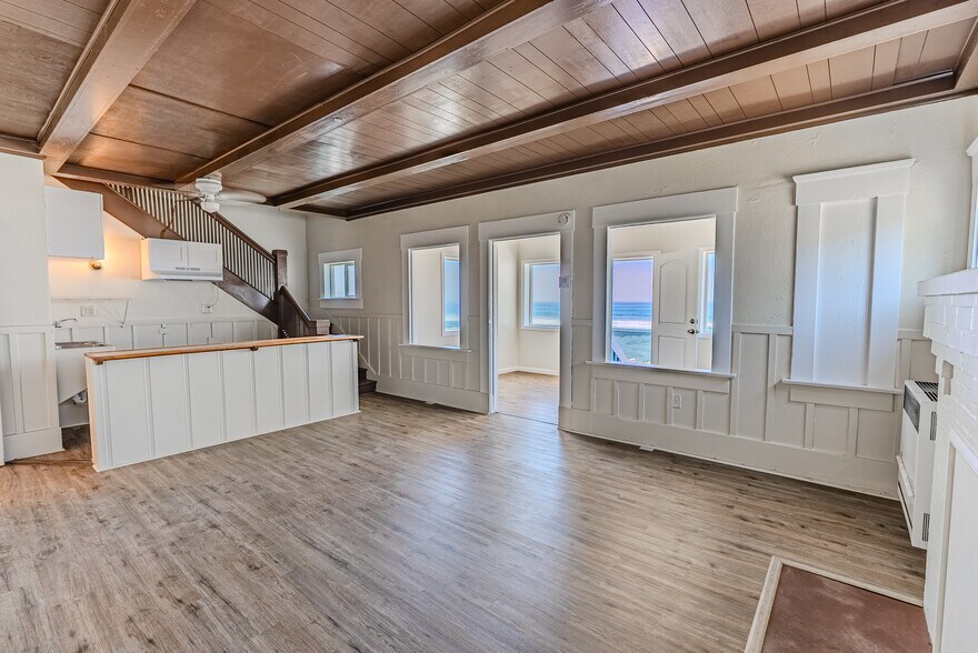 More Photos Of 997 Ocean Ln, Imperial Beach Multifamily For Sale