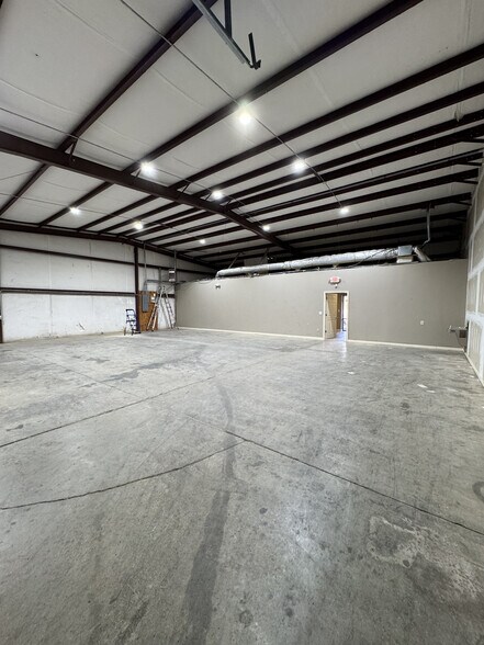 More Photos Of 55 Concourse Way, Greer Warehouse For Lease
