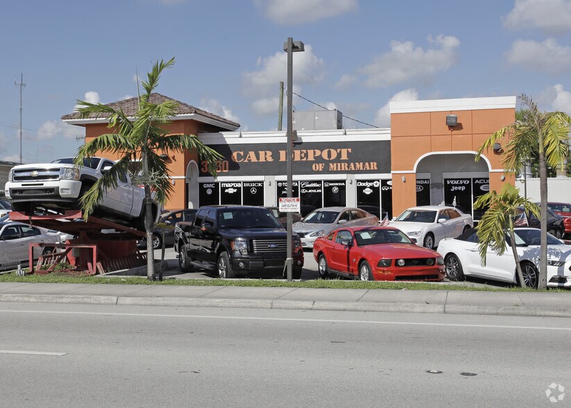 More Photos Of 3530 S State Road 7, Miramar Auto Dealership For Lease
