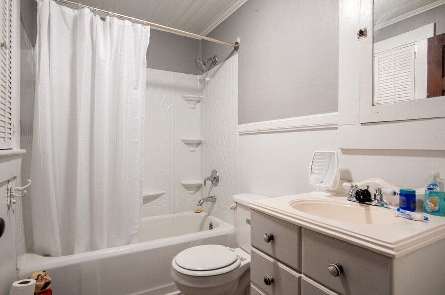More Photos Of , Kings Mountain Unknown For Sale