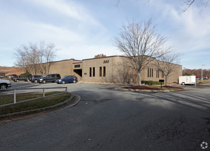 Primary Photo Of 550 Commerce Park Dr SE, Marietta Light Distribution For Sale