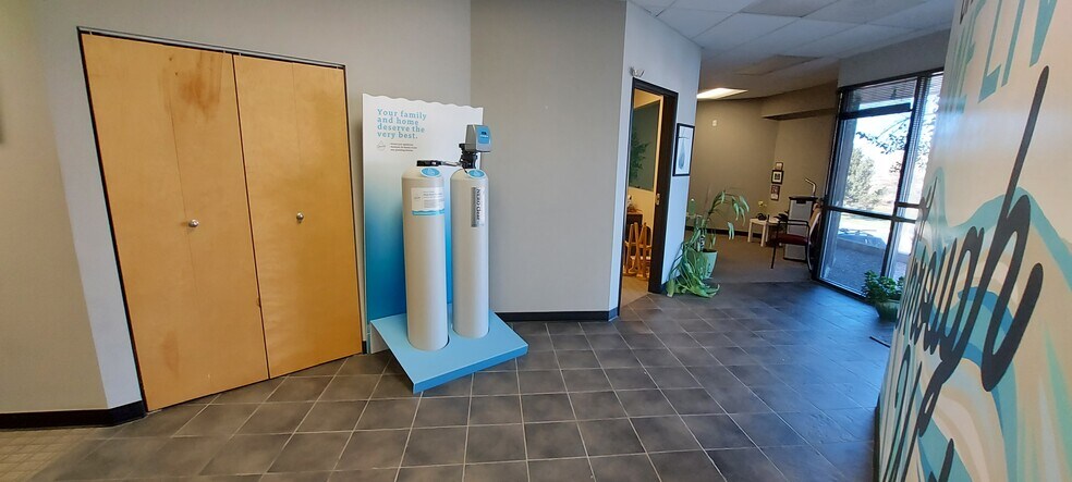 More Photos Of 7399 S Tucson Way, Centennial Flex For Lease
