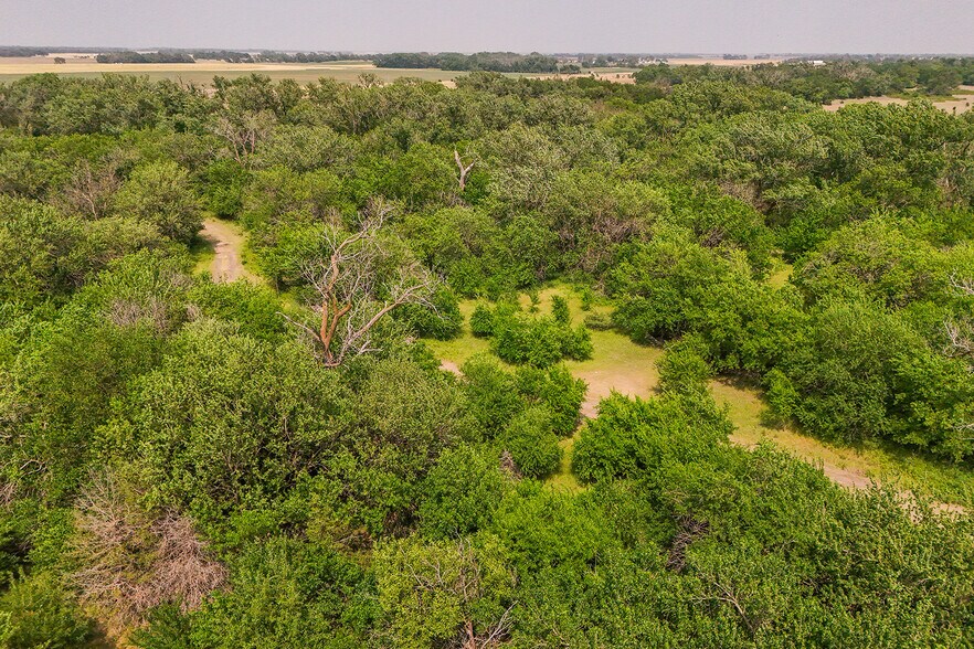 More Photos Of 9111 Long View Road, Burrton Land For Sale
