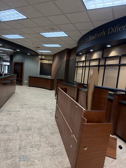 More Photos Of 1001 Superior Ave, Tomah General Retail For Sale