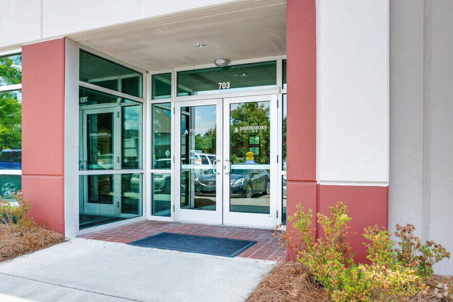 More Photos Of 5965 Core Rd, North Charleston Unknown For Lease