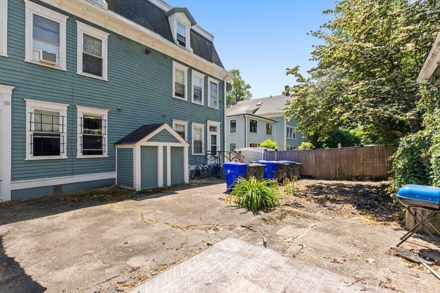 More Photos Of 176 Williams St, Providence Apartments For Sale