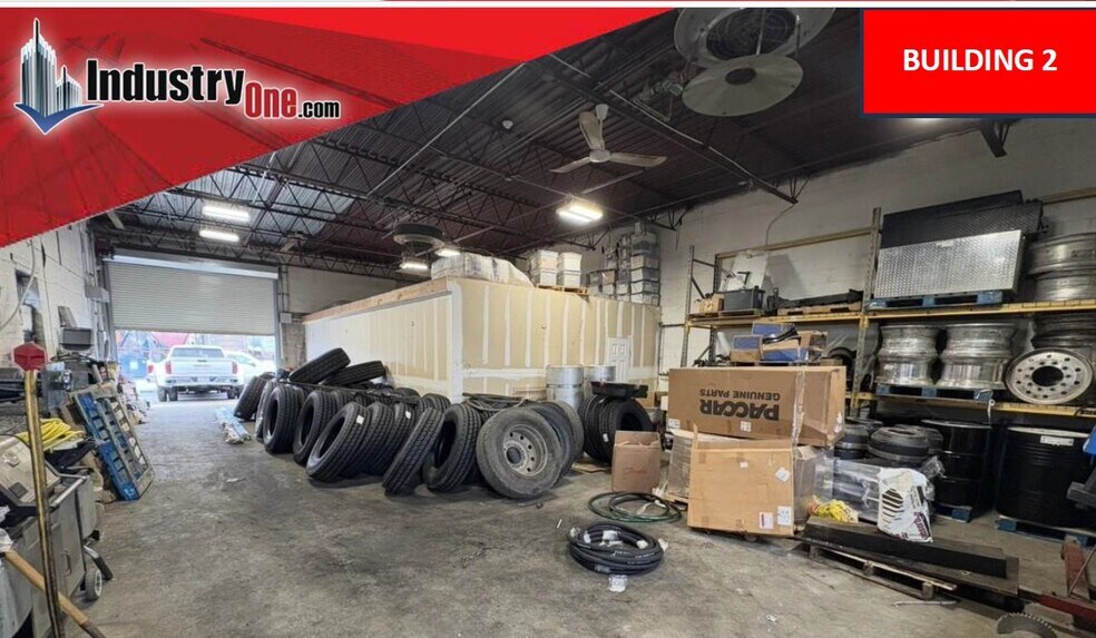 More Photos Of 110-112 Florida St, Farmingdale Warehouse For Sale